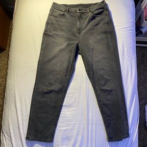 Black American Eagle Mom Jeans